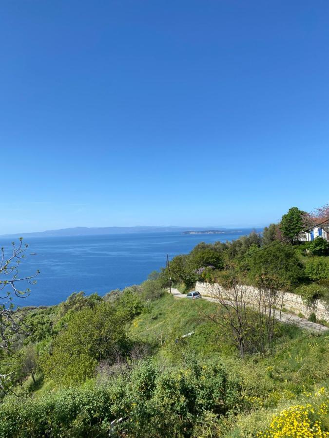 The Balcony Villa Glossa Buitenkant foto